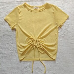Love Culture Size Small Yellow Tie Front Key Hole Rib-knit Crop Top Short Sleeve